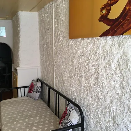 Apartament Kenzo House *